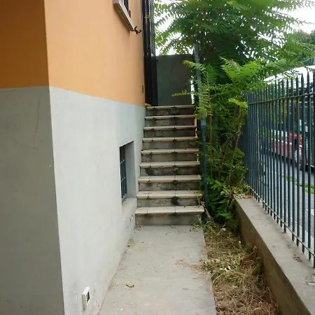 House With 2 Bedrooms In With Terrace And Wifi 度假居 博洛尼亚
