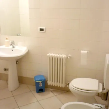度假居 House With 2 Bedrooms In With Terrace And Wifi 博洛尼亚
