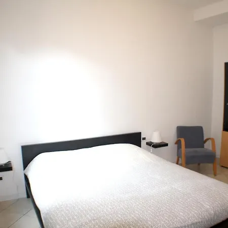 House With 2 Bedrooms In With Terrace And Wifi * بولونيا